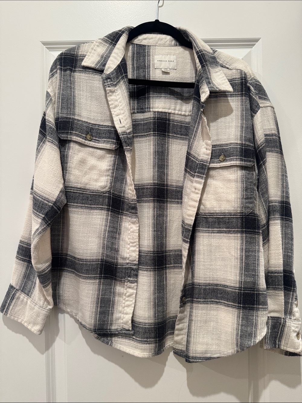 American Eagle Outfitters Black & Cream Plaid Button-Down Shirt